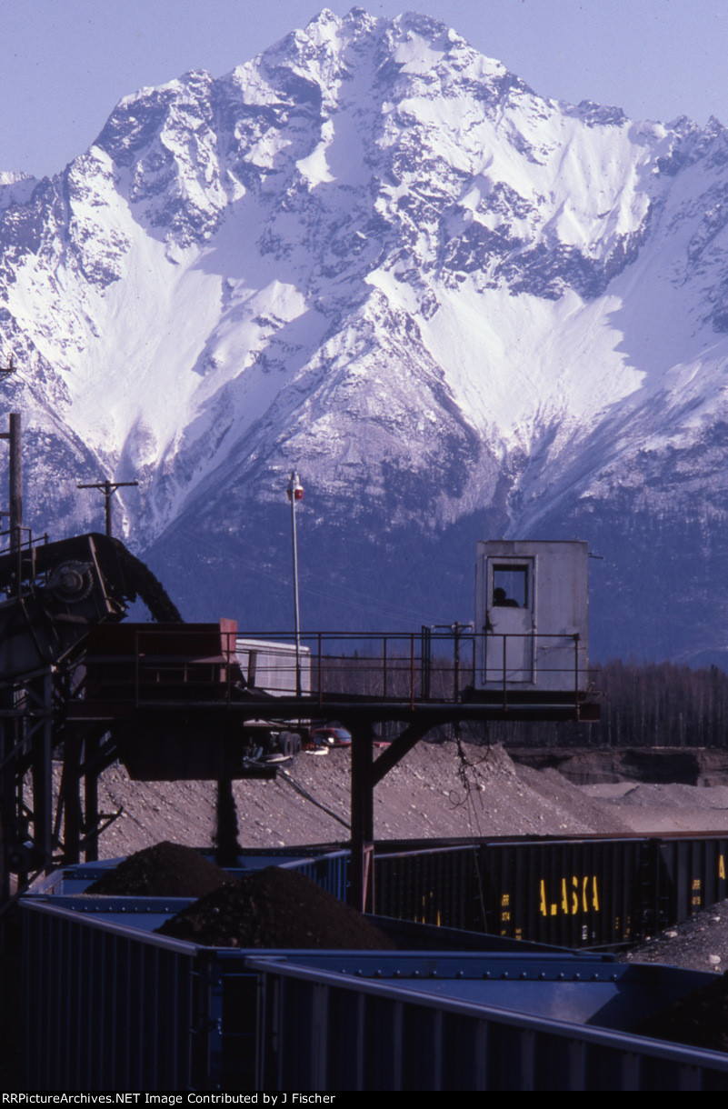 Gravel loading on the Palmer Branch